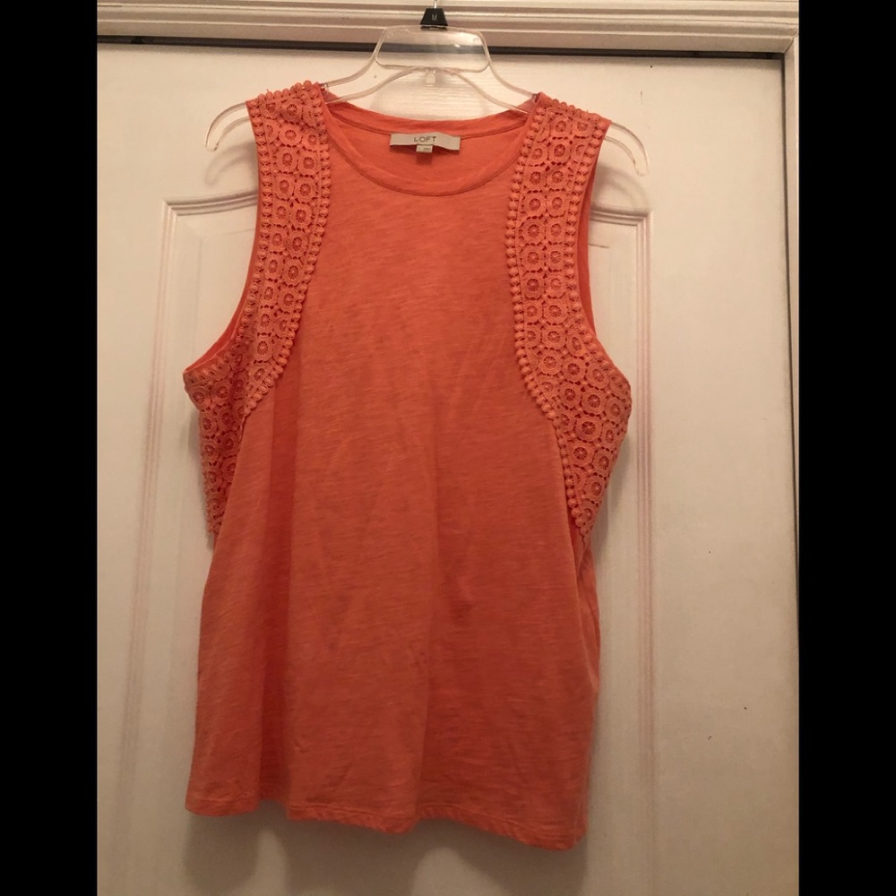 Loft sleeveless lace trim summer top